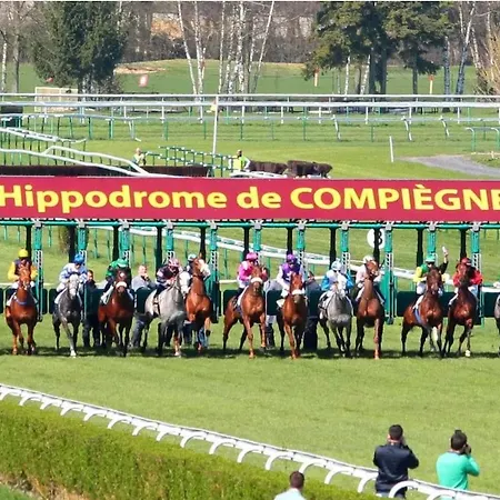 La Marceline - 15 Minutes From Compiegne Vila *